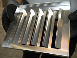 钣金加工企业如何通过引进自动化折弯成型设备降低生产成本,提高产品质量?-中山米乐网页版登录入口-米乐online(中国)-米乐网页版登录入口-米乐online(中国) 钣金加工企业如何通过引进自动化折弯成型设备降低生产成本,提高产品质量?-中山米乐网页版登录入口-米乐online(中国)-米乐网页版登录入口-米乐online(中国)