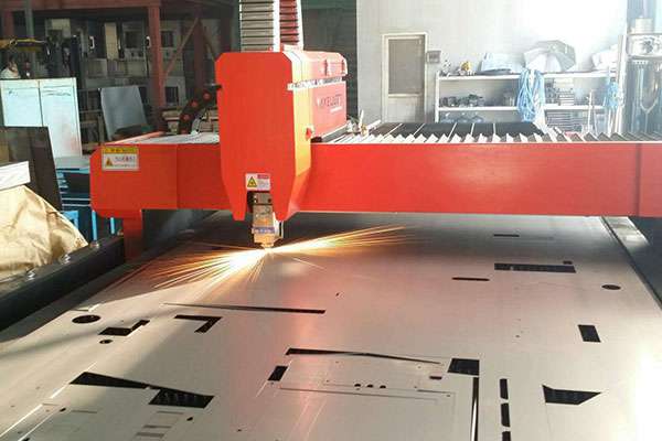 使用激光切割机精密度明显提升-米乐网页版登录入口-米乐online(中国)